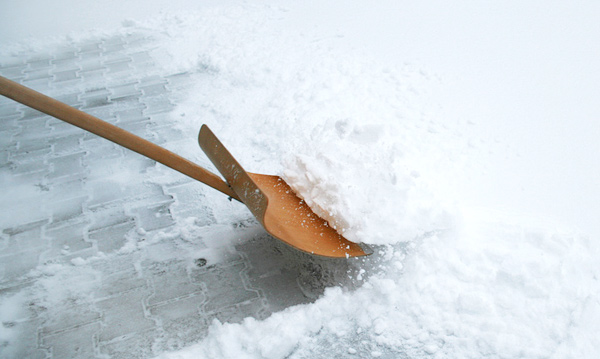 Breuer Garten- und Landschaftsbau übernimmt für Sie den Winterdienst